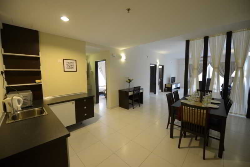 Bayu Marina Resort Johor Bahru Exterior photo