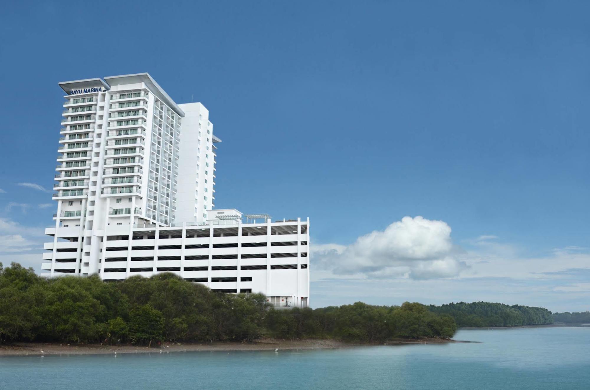 Bayu Marina Resort Johor Bahru Exterior photo