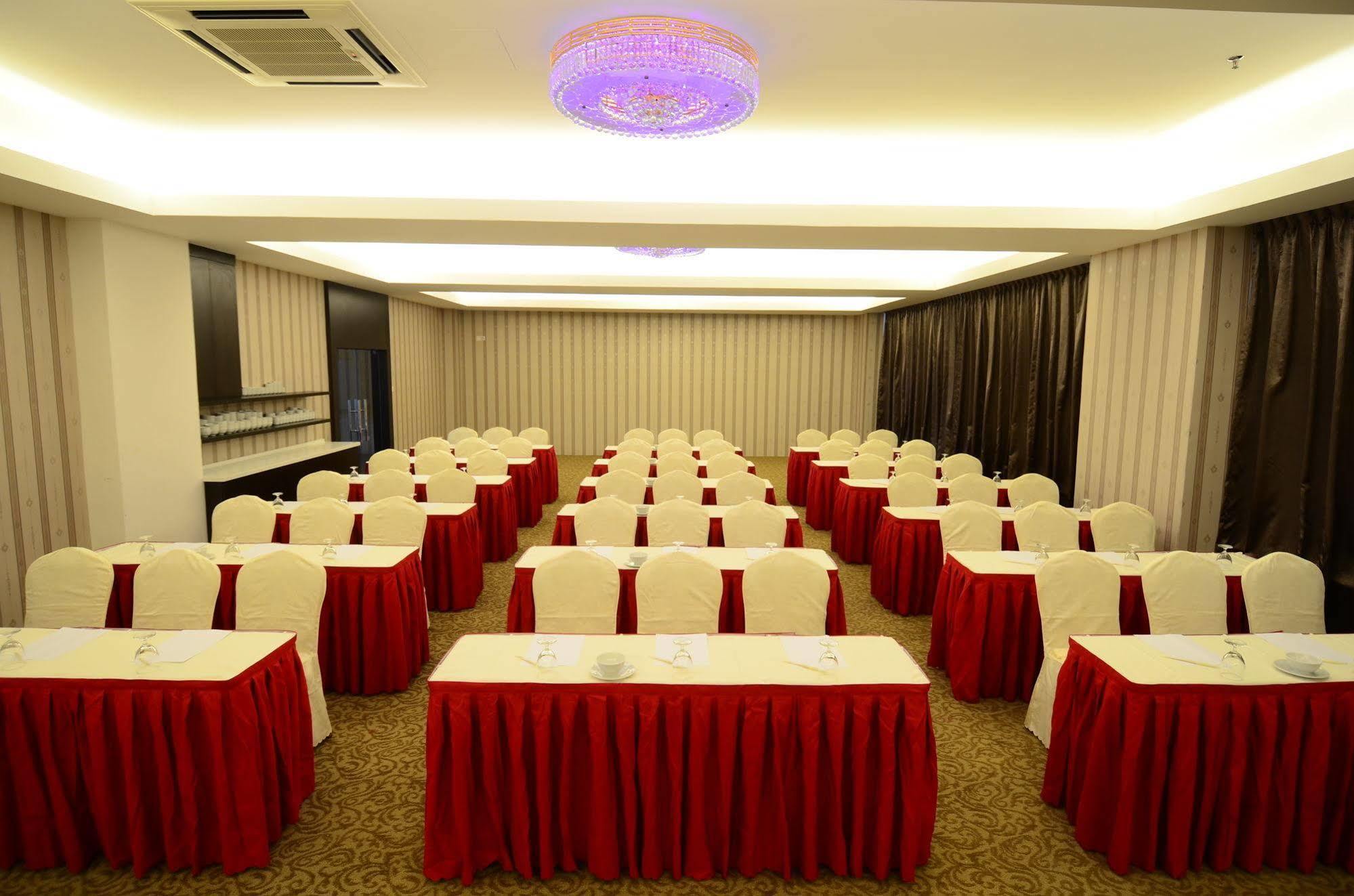 Bayu Marina Resort Johor Bahru Exterior photo